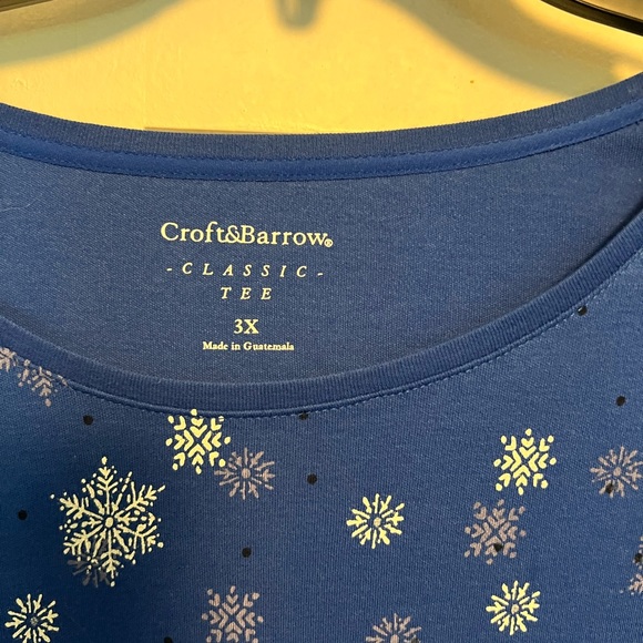 Croft and Barrow Snowflake tee - Picture 2 of 3
